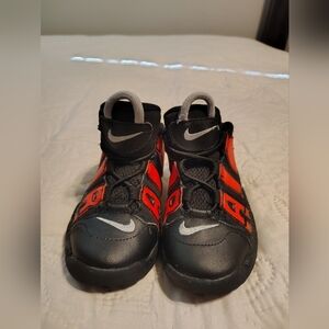 Nike Kids Black and Red Sneakers